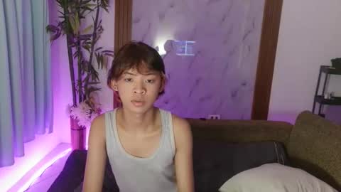 baby_kel online show from April 2026 06:47:01 PM