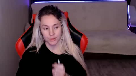 baby_kitte online show from December 2024 06:44:02 AM