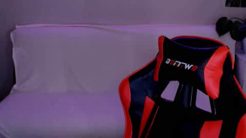 baby_kitte online show from February 2025 09:20:01 AM