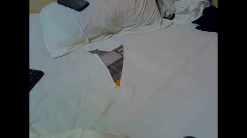 baby_may5 online show from September 2025 02:38:02 PM