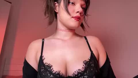 mei online show from September 2025 04:28:01 AM