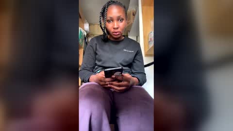 baby_nova online show from February 2026 08:44:02 AM