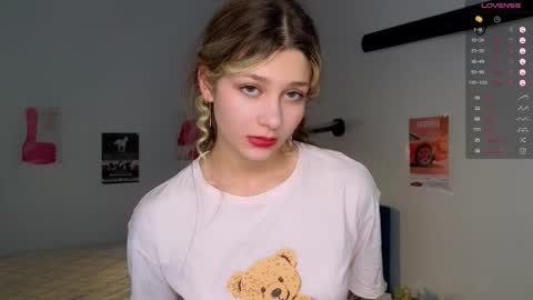 Ruth online show from September 2025 08:36:01 PM