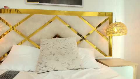 baby_scarleth_ online show from December 2025 01:12:02 AM