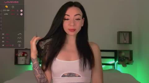 Baby Win online show from October 2025 08:19:01 PM