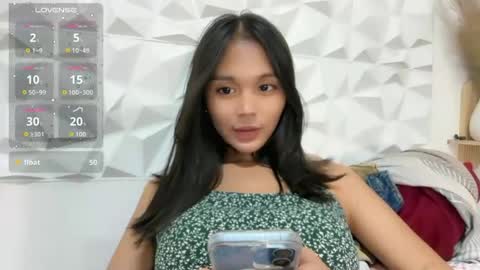 Snapshot of baby_zoexx chatting on June 2026 01:00:02 PM baby_zoexx online show from June 2026 01:00:02 PM