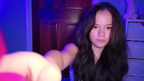 Snapshot of babyaves chatting on October 2025 06:23:02 AM babyaves online show from October 2025 06:23:02 AM