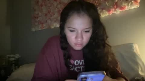 Snapshot of babyaves chatting on May 2026 06:30:02 AM babyaves online show from May 2026 06:30:02 AM