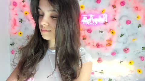 Snapshot of babyaylin chatting on January 2025 08:41:01 AM Aylin online show from January 2025 08:41:01 AM