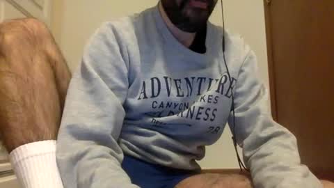 Tom A.    online show from December 2024 11:18:02 PM