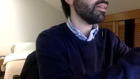 Tom A.    online show from December 2024 07:14:01 PM