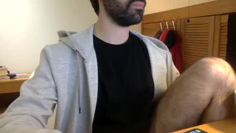 Tom A.    online show from January 2025 12:46:02 PM