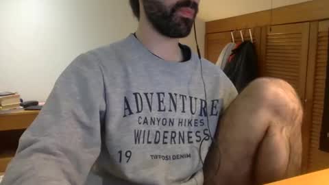 Tom A.    online show from January 2025 01:09:01 PM