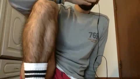 Tom A.    online show from February 2025 09:20:01 AM