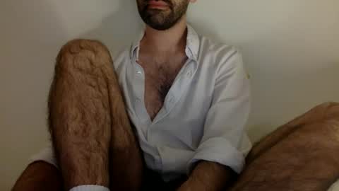 Tom A.    online show from October 2025 10:29:02 PM