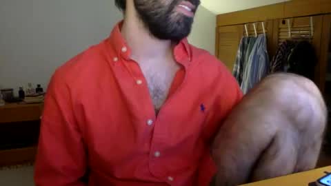 Tom A.    online show from November 2025 03:58:01 PM