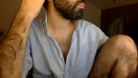 Tom A.    online show from November 2025 05:38:01 PM