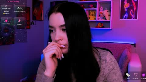 Snapshot of babymiadoll chatting on April 2026 07:22:01 PM Mia online show from April 2026 07:22:01 PM