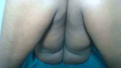 Snapshot of babymolly2 chatting on November 2025 01:41:02 AM Rossy Kwekwe online show from November 2025 01:41:02 AM