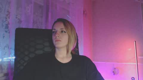 Snapshot of babymuro4ka chatting on February 2025 03:43:02 AM Sonya online show from February 2025 03:43:02 AM