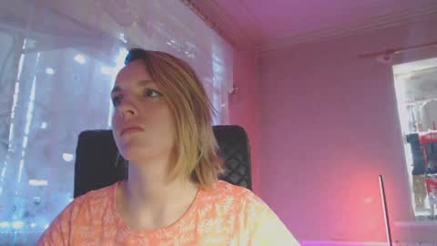 Snapshot of babymuro4ka chatting on February 2025 06:01:02 AM Sonya online show from February 2025 06:01:02 AM