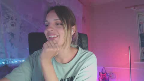 Snapshot of babymuro4ka chatting on September 2025 08:30:01 PM Sonya online show from September 2025 08:30:01 PM