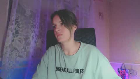 Snapshot of babymuro4ka chatting on November 2025 06:54:01 PM Sonya online show from November 2025 06:54:01 PM