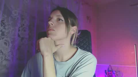 Snapshot of babymuro4ka chatting on November 2025 07:06:01 PM Sonya online show from November 2025 07:06:01 PM