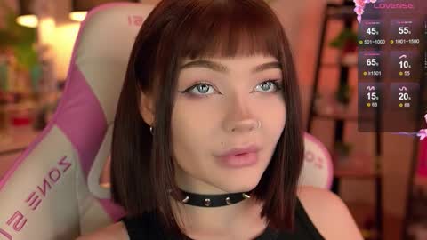 Nika online show from November 2025 04:27:01 PM