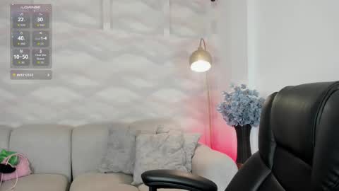 babyyfortune_ online show from November 2025 12:33:01 AM