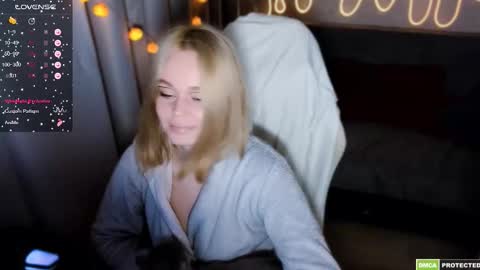 Snapshot of bad_girl009 chatting on October 2025 09:39:02 PM Lin online show from October 2025 09:39:02 PM