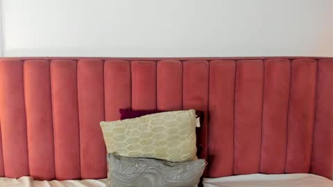 bad_queen22 online show from November 2025 01:07:02 AM