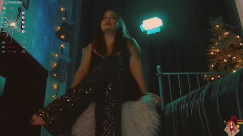 Franki online show from December 2024 04:14:02 PM