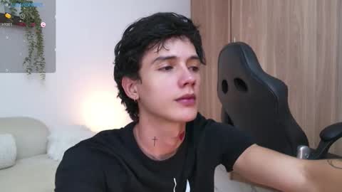 jhojan online show from September 2025 11:21:01 PM