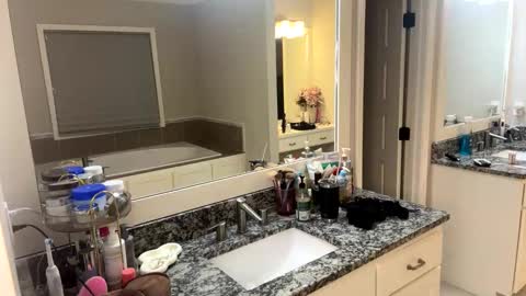 HotWifeFun32 online show from February 2025 05:01:01 AM