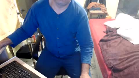 Snapshot of badbulgaro chatting on November 2025 04:15:02 AM badbulgaro online show from November 2025 04:15:02 AM