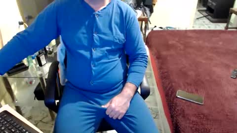 Snapshot of badbulgaro chatting on January 2026 05:18:02 PM badbulgaro online show from January 2026 05:18:02 PM