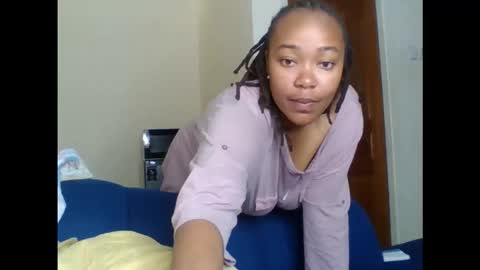 baddie_bunnie online show from May 2026 07:05:02 AM