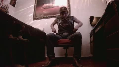 Mexican livin Off the Wall online show from April 2026 01:58:02 AM