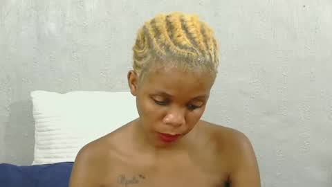 Lily online show from November 2025 04:57:02 PM