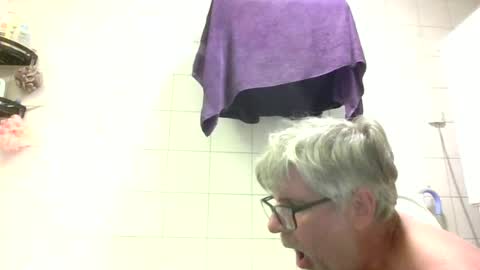 baggelina75 online show from June 2026 06:40:01 PM