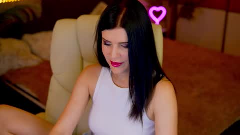 BagiraMays online show from September 2025 08:25:01 AM