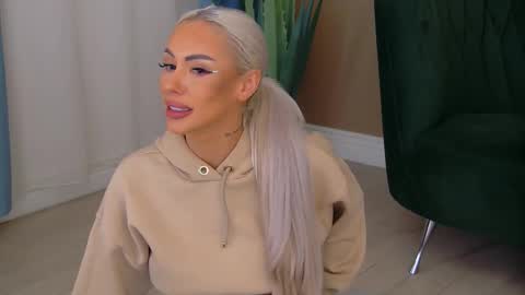 bailey_rush online show from November 2025 05:24:01 PM