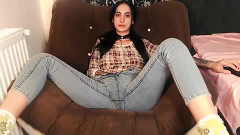 Snapshot of balleyfire chatting on November 2025 10:10:02 PM Amy online show from November 2025 10:10:02 PM