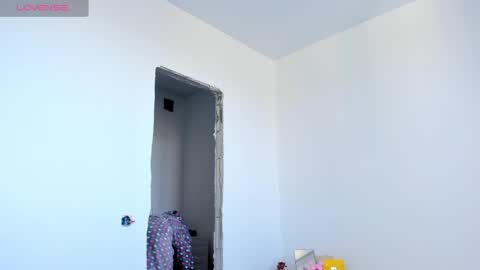 Kira online show from April 2026 10:29:02 AM