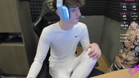 Snapshot of bambelbye chatting on December 2024 06:28:02 PM Gaz online show from December 2024 06:28:02 PM