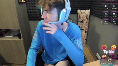 Snapshot of bambelbye chatting on December 2024 09:37:01 PM Gaz online show from December 2024 09:37:01 PM