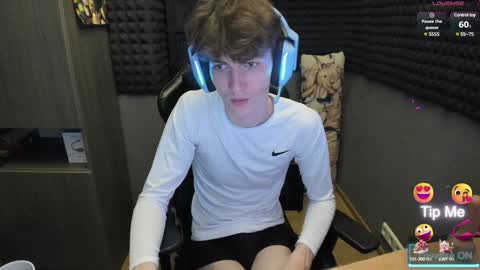 Snapshot of bambelbye chatting on December 2024 01:22:02 PM Gaz online show from December 2024 01:22:02 PM