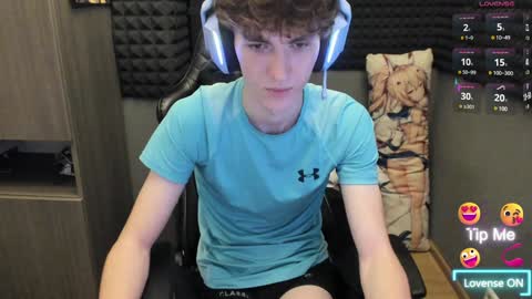 Snapshot of bambelbye chatting on December 2024 06:11:02 AM Gaz online show from December 2024 06:11:02 AM