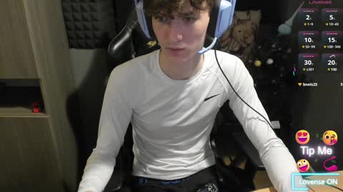 Snapshot of bambelbye chatting on January 2025 03:50:01 PM Gaz online show from January 2025 03:50:01 PM